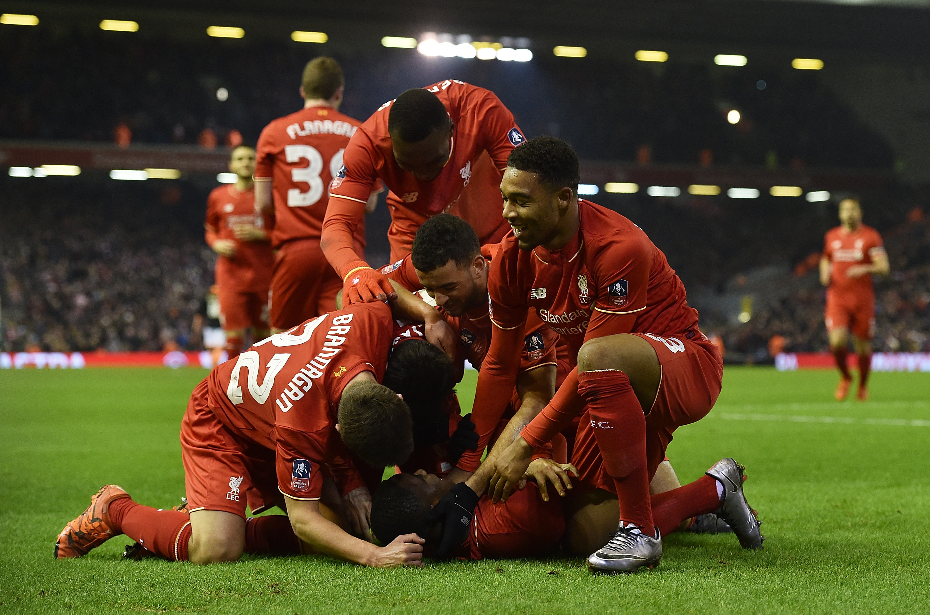 罗马诺：帕拉迪诺已与亚特兰大签约至2027年（罗马诺：帕拉迪诺与亚特兰大签约，合同至2027年）