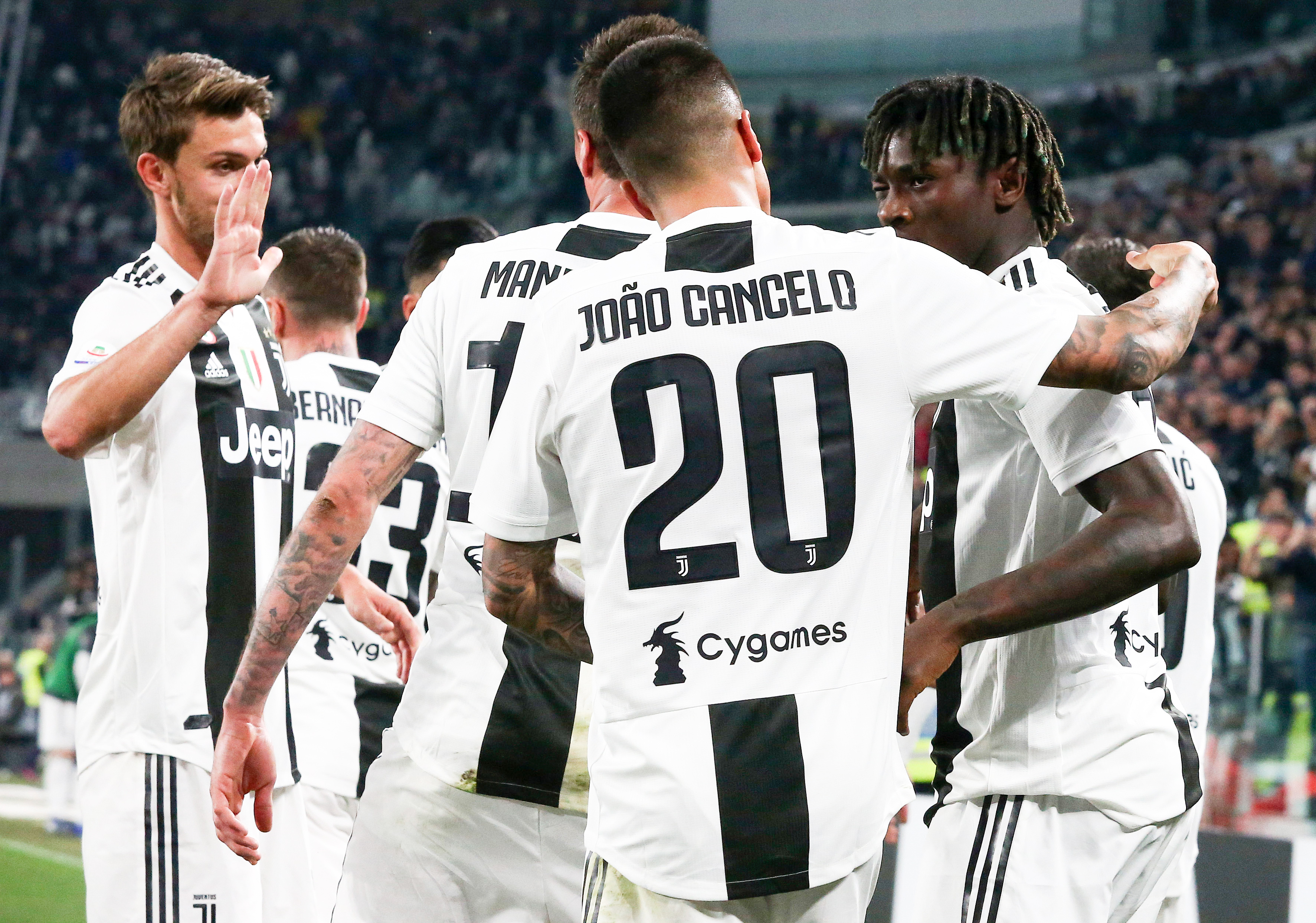 记者：库尔图瓦也伤了，将不会参加11月份国家队比赛（记者称库尔图瓦受伤，11月无缘国家队比赛）