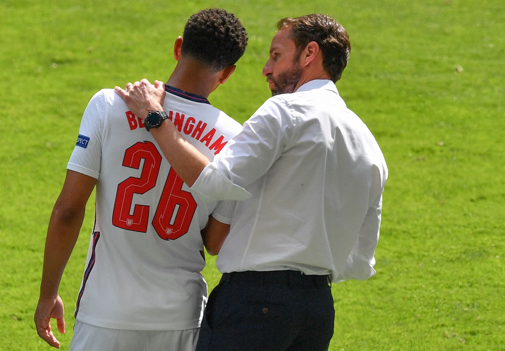 阿隆索将下课，五位名帅或有望执教皇（阿隆索帅位告急，五位名帅被传接掌皇马）