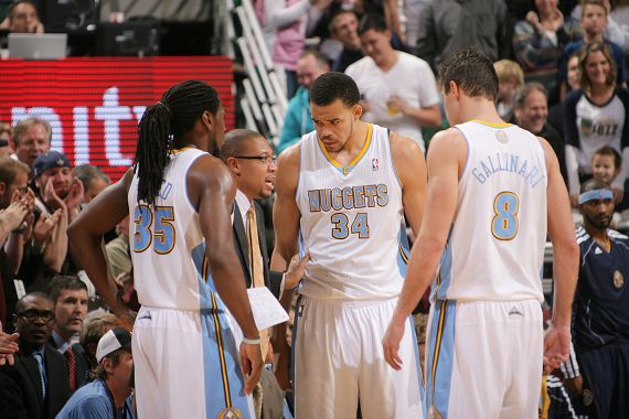 拉莫斯：获最佳教练感欣慰，目标让河南球迷自豪（拉莫斯：当选最佳教练倍感欣慰，誓让河南球迷自豪）