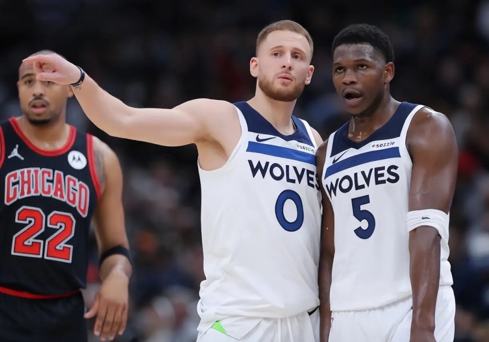 篮球勇士队中锋封盖次数创新高（勇士队中锋封盖数创下历史新高）